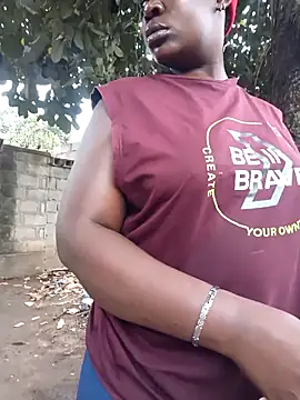 Snapshot of Broan_me chatting on February 2026 08:32:01 AM Broan me online show from February 2026 08:32:01 AM