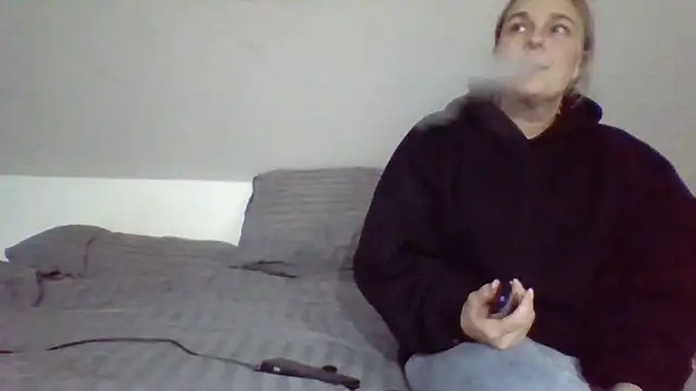 Snapshot of scrummymummy2 chatting on January 2026 09:13:01 PM scrummymummy2 online show from January 2026 09:13:01 PM