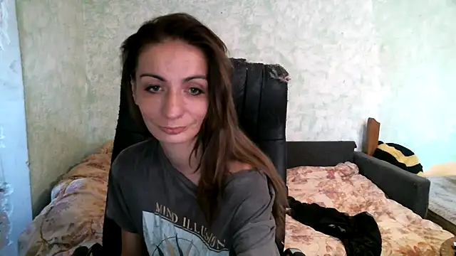 Snapshot of DennisXCaroll chatting on March 2026 07:23:01 AM DennisXCaroll online show from March 2026 07:23:01 AM