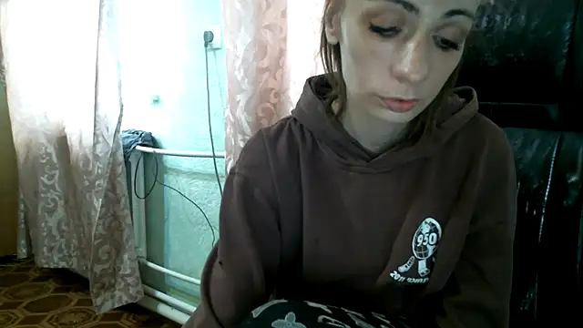 Snapshot of DennisXCaroll chatting on April 2026 10:57:02 AM DennisXCaroll online show from April 2026 10:57:02 AM