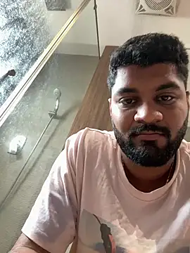 Snapshot of shrreyyyy chatting on March 2026 05:00:01 AM shrreyyyy online show from March 2026 05:00:01 AM