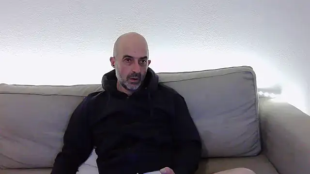 newsimo74 online show from February 2025 05:04:01 AM