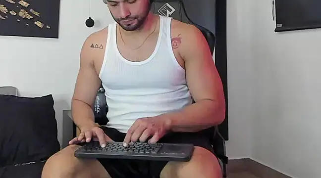 Snapshot of Dereck_vega chatting on December 2024 09:40:02 PM Dereck vega online show from December 2024 09:40:02 PM