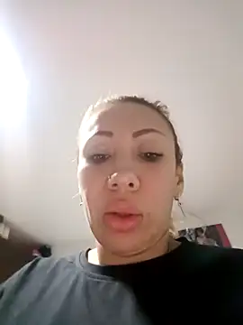 coral smitth online show from February 2025 12:51:02 AM