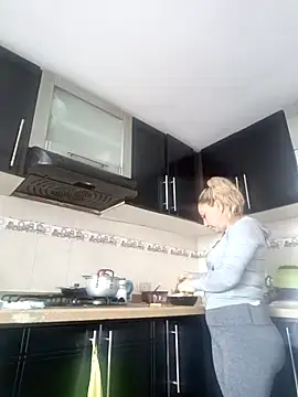 coral smitth online show from September 2025 07:50:02 PM