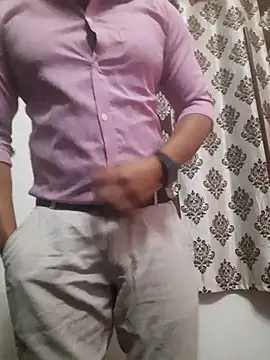 Guyinshortss online show from March 2026 07:35:01 PM