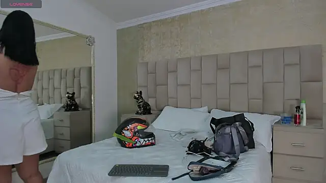 Snapshot of EmmaTorres_ chatting on January 2025 08:59:02 PM EmmaTorres online show from January 2025 08:59:02 PM