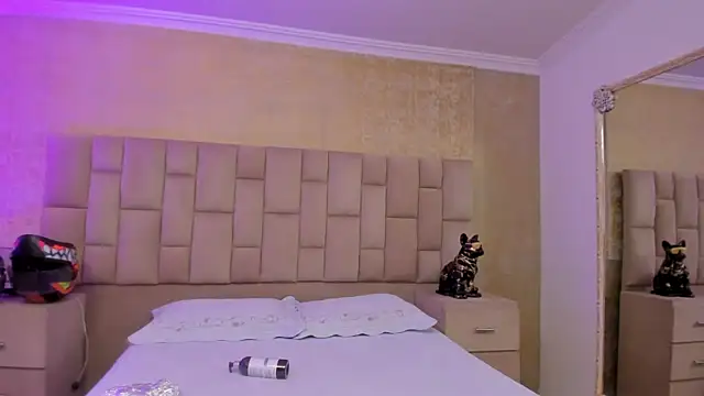 Snapshot of EmmaTorres_ chatting on January 2025 08:14:02 PM EmmaTorres online show from January 2025 08:14:02 PM