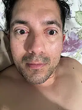 Snapshot of Papilobo12 chatting on December 2024 04:05:02 PM Papilobo12 online show from December 2024 04:05:02 PM