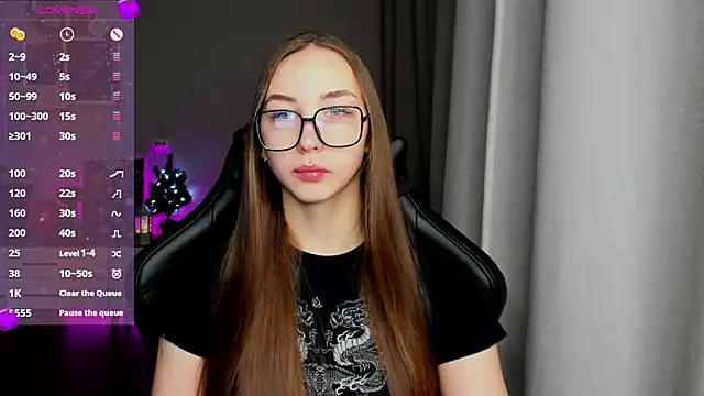 Sm0ly online show from January 2025 01:58:01 AM