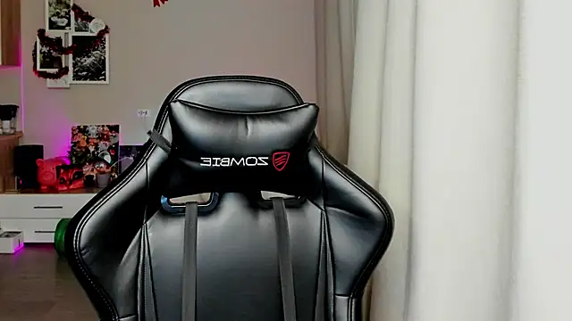 Sm0ly online show from January 2026 02:36:01 AM