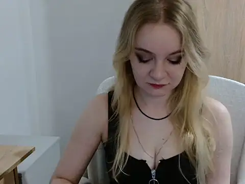 AlmaHoney online show from July 2026 08:11:02 PM