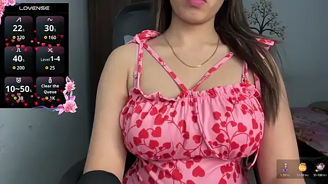 Snapshot of Dazzling__ira chatting on December 2024 05:48:01 PM Dazzling ira online show from December 2024 05:48:01 PM