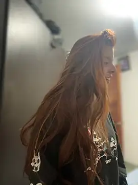 Cloew Marz online show from January 2025 08:50:01 PM