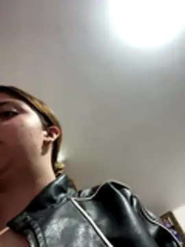 Cloew Marz online show from December 2025 07:53:02 PM