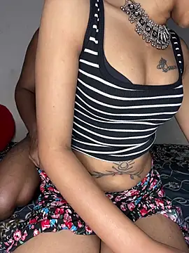 Snapshot of Suhu_love chatting on June 2026 08:53:01 AM Suhu love online show from June 2026 08:53:01 AM