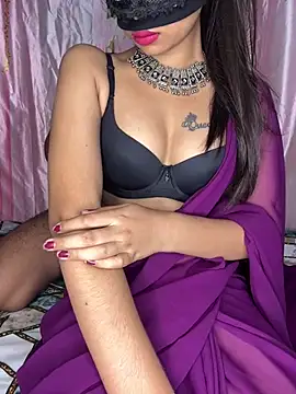 Snapshot of Suhu_love chatting on August 2026 05:38:01 PM Suhu love online show from August 2026 05:38:01 PM
