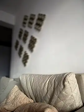 Snapshot of RaquelleDevon chatting on October 2025 05:02:02 AM RaquelleDevon online show from October 2025 05:02:02 AM