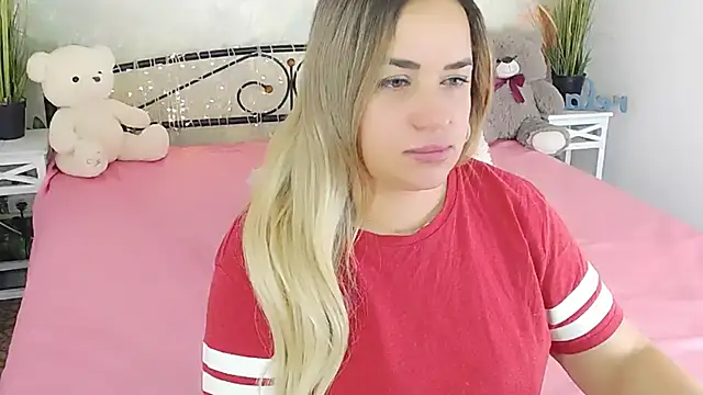 Snapshot of MilenaMiler_X chatting on January 2025 05:13:01 AM MilenaMiler X online show from January 2025 05:13:01 AM