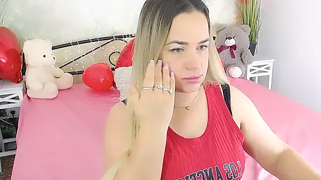 Snapshot of MilenaMiler_X chatting on February 2025 12:30:02 AM MilenaMiler X online show from February 2025 12:30:02 AM