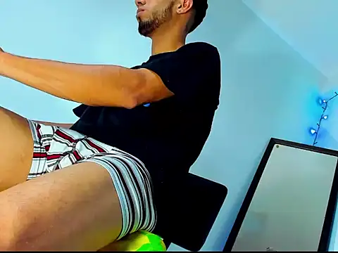 Gregory hard online show from January 2025 09:45:01 PM