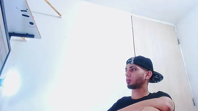 Gregory hard online show from November 2025 03:49:01 AM