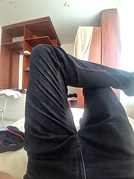 Juan2323hot online show from October 2025 05:47:01 PM