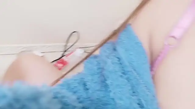 Snapshot of _chanMOMO_ chatting on December 2025 12:14:02 PM chanMOMO online show from December 2025 12:14:02 PM