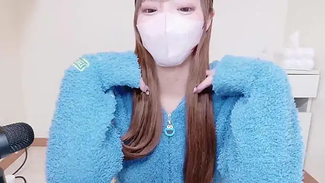  chanMOMO  online show from December 2025 12:34:02 PM