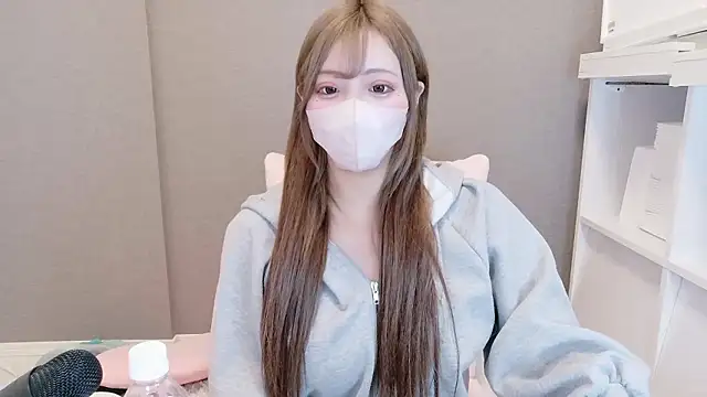 Snapshot of _chanMOMO_ chatting on March 2026 02:55:01 PM chanMOMO online show from March 2026 02:55:01 PM