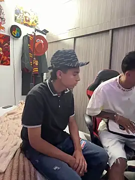 Snapshot of TommyGun_22 chatting on April 2026 12:42:02 AM TommyGun 22 online show from April 2026 12:42:02 AM