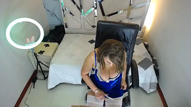 Salome Milf202 online show from April 2026 07:58:01 PM