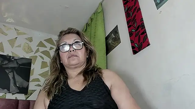 Kazsandraa online show from January 2026 12:02:01 AM