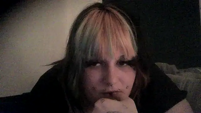 Snapshot of d3mon_bbx00 chatting on March 2025 11:05:02 PM d3mon bbx00 online show from March 2025 11:05:02 PM
