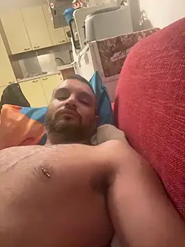 Snapshot of Lucarete chatting on April 2026 07:25:02 PM Lucarete online show from April 2026 07:25:02 PM