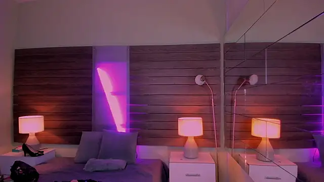 Kateryn  online show from February 2025 10:00:02 PM