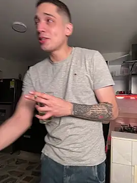 Snapshot of samantha_kevin chatting on January 2026 03:54:01 AM samantha kevin online show from January 2026 03:54:01 AM