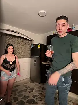 Snapshot of samantha_kevin chatting on February 2026 03:49:02 AM samantha kevin online show from February 2026 03:49:02 AM