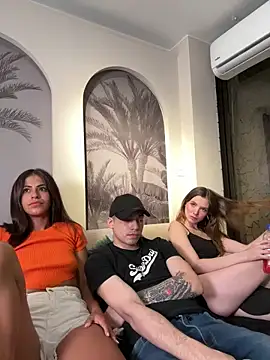 Snapshot of samantha_kevin chatting on March 2026 04:07:02 AM samantha kevin online show from March 2026 04:07:02 AM