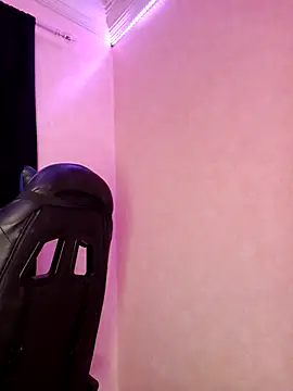 ---sophia--- online show from December 2025 09:10:02 PM