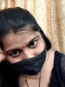 Snapshot of Hotty-simran chatting on November 2025 04:22:02 AM Hotty-simran online show from November 2025 04:22:02 AM