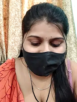 Snapshot of Hotty-simran chatting on December 2025 04:42:02 AM Hotty-simran online show from December 2025 04:42:02 AM