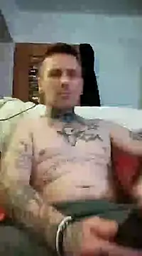 Snapshot of Schabernack1990 chatting on January 2025 01:37:02 AM Schabernack1990 online show from January 2025 01:37:02 AM