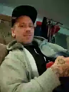 Snapshot of Schabernack1990 chatting on March 2025 01:57:01 AM Schabernack1990 online show from March 2025 01:57:01 AM