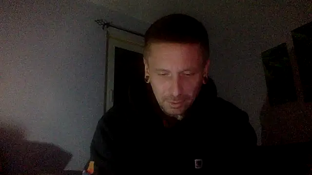 Snapshot of Schabernack1990 chatting on September 2025 08:56:02 PM Schabernack1990 online show from September 2025 08:56:02 PM