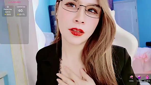 Snapshot of HU131452 chatting on January 2025 08:42:01 PM HU131452 online show from January 2025 08:42:01 PM