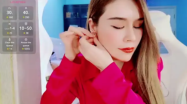 Snapshot of HU131452 chatting on January 2025 10:06:02 PM HU131452 online show from January 2025 10:06:02 PM