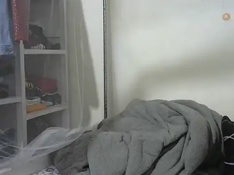 Snapshot of beauty_petite chatting on February 2026 02:46:01 PM beauty petite online show from February 2026 02:46:01 PM