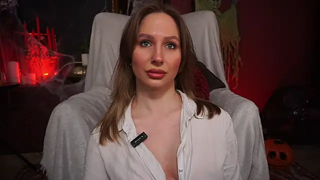 AnnLevine online show from October 2025 01:56:01 PM