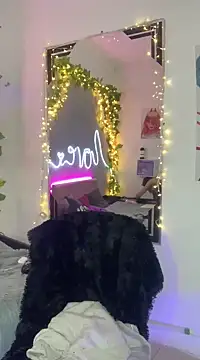 Snapshot of YouliteSllut2 chatting on December 2024 06:04:01 AM YouliteSllut2 online show from December 2024 06:04:01 AM